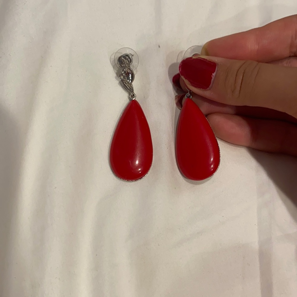 Earings